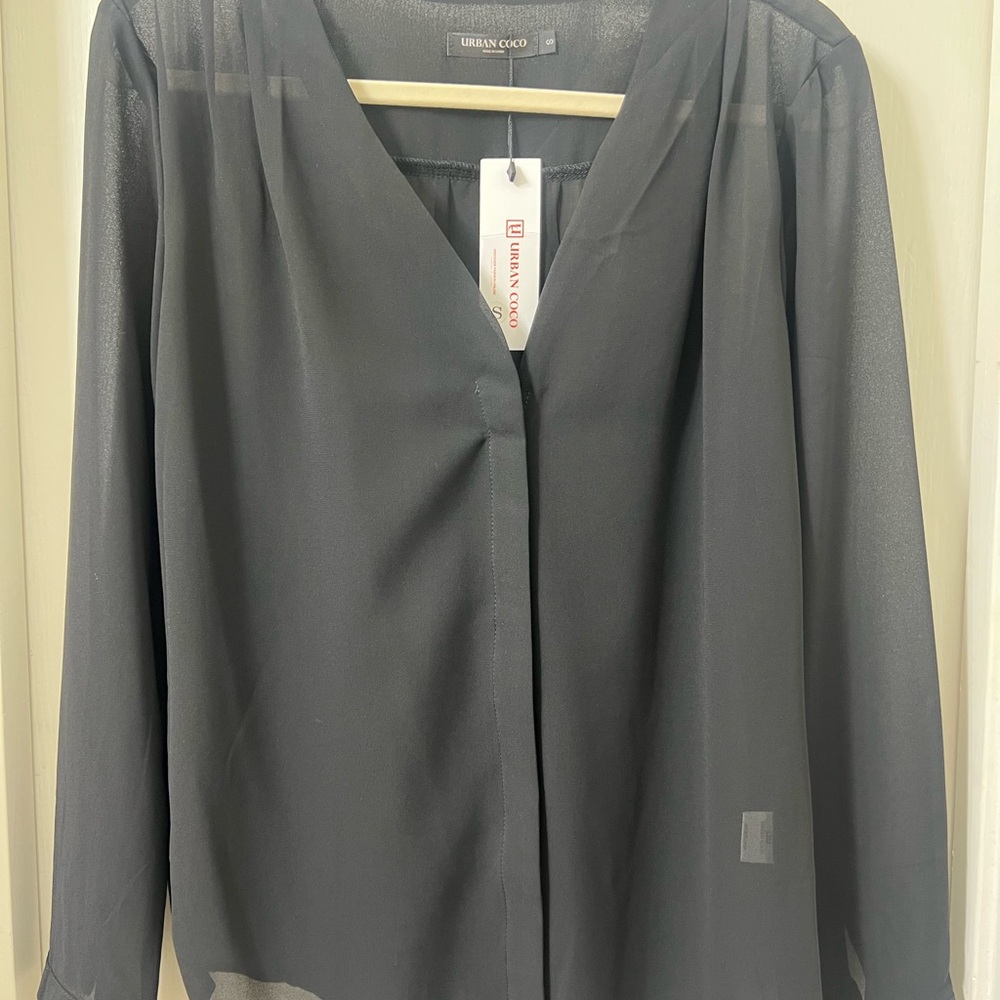Urban Coco Women's Black Button Down Shirt